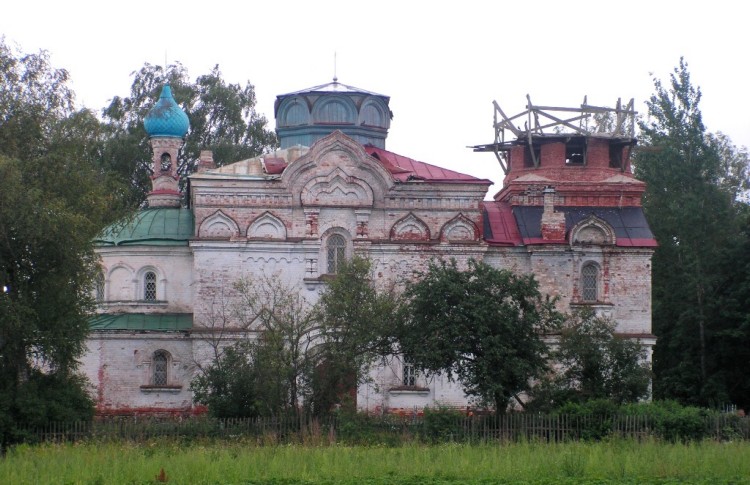 Церковь Воскресения Христова, Торошковичи (Лужский район, Ленинградская область). общий вид в ландшафте