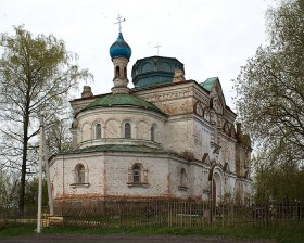 Торошковичи. Церковь Воскресения Христова