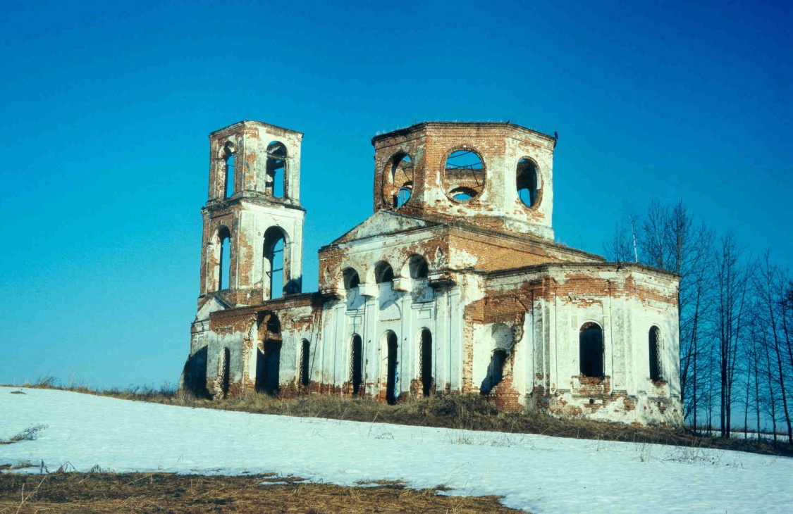Церковь Казанской иконы Божией Матери, Иванково на Лиге (Борисоглебский район, Ярославская область). фасады