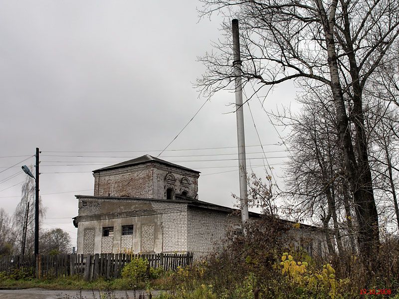Церковь Рождества Пресвятой Богородицы на Чистых Прудах, Кашин (Кашинский городской округ, Тверская область). фасады