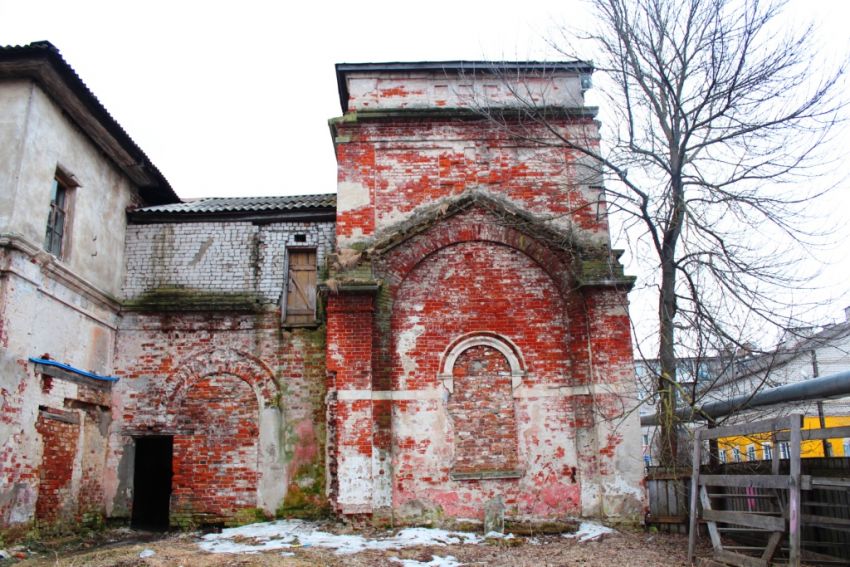 Церковь Казанской иконы Божией Матери, Кашин (Кашинский городской округ, Тверская область). фасады, Переход и колокольня, вид с севера