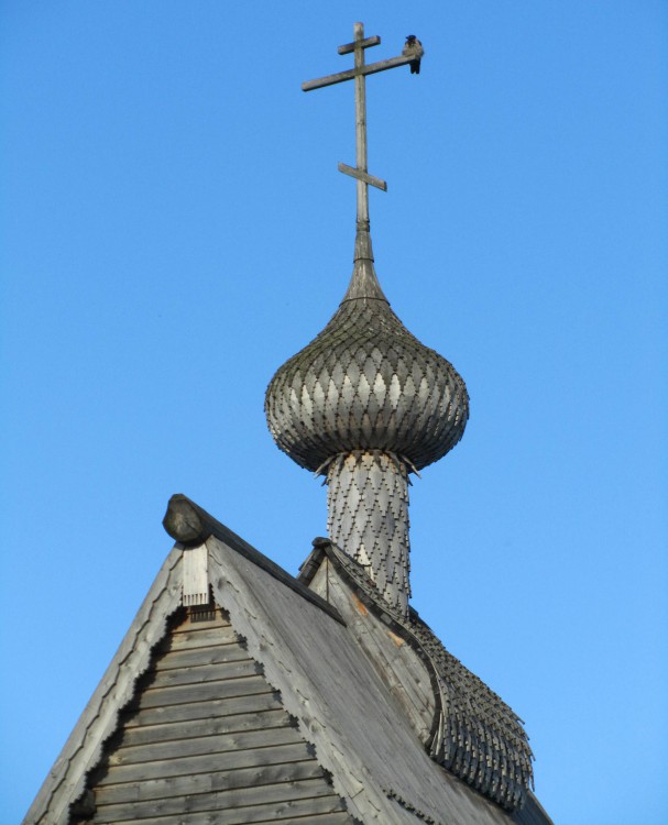 Рабочеостровск. Церковь Троицы Живоначальной. архитектурные детали, вид с запада