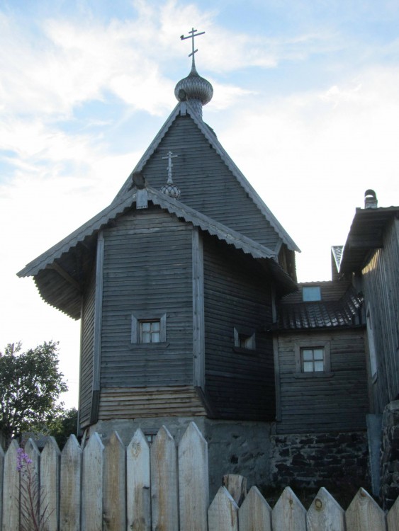 Рабочеостровск. Церковь Троицы Живоначальной. фасады, вид с юго-востока