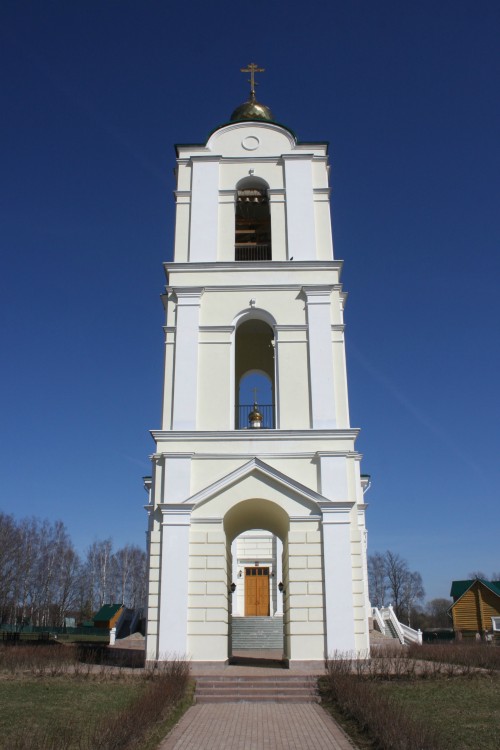 Церковь Спаса Преображения (новая), Мольгино (Новодугинский район, Смоленская область). фасады