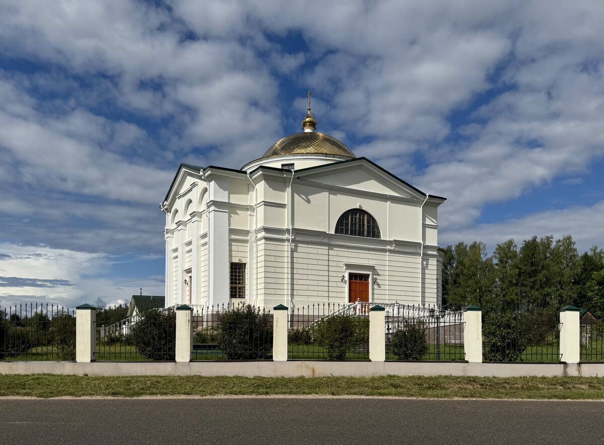 Церковь Преображения Господня (новая), Мольгино (Новодугинский район, Смоленская область). фасады, Вид с юго-запада