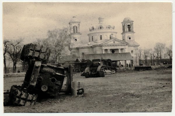 Фото 1942 г. с аукциона e-bay.de, архивная фотография. Церковь Вознесения Господня, Торбеево (Новодугинский район, Смоленская область)