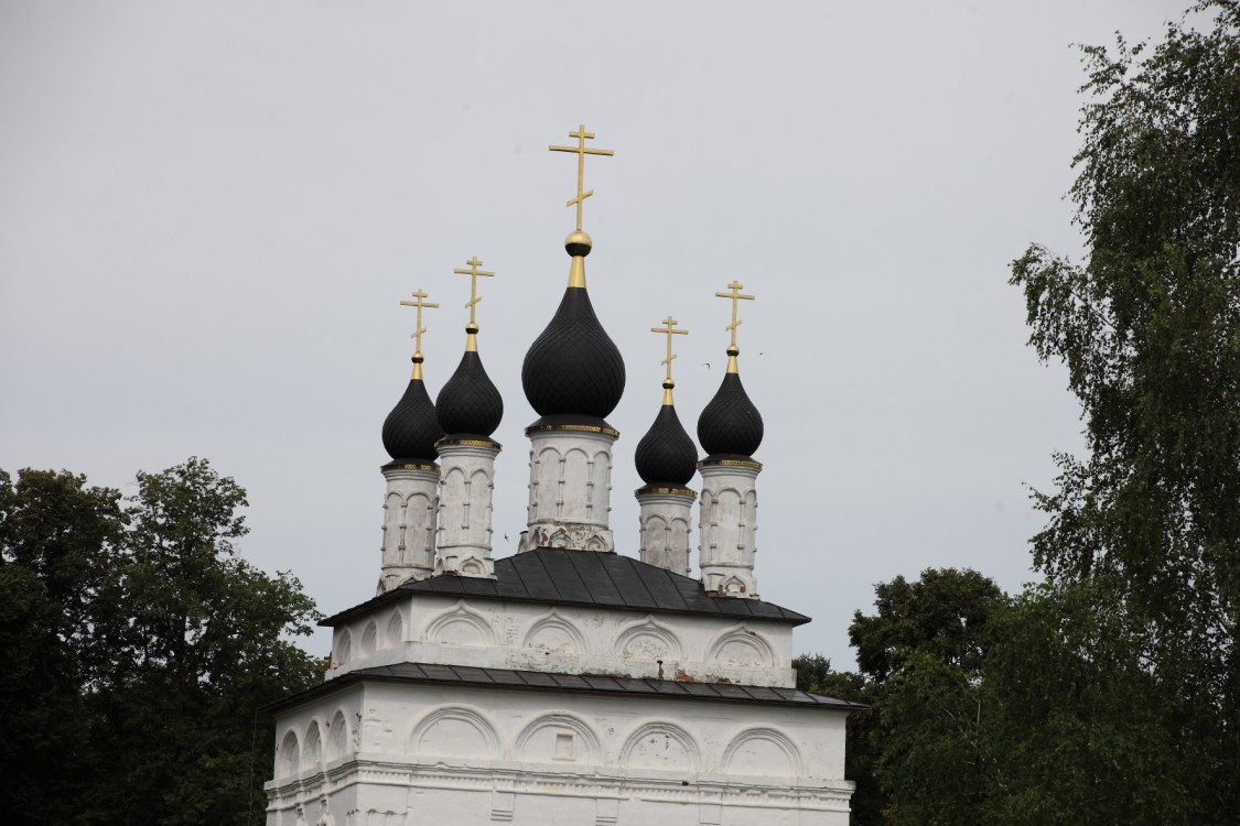 Спасо-Преображенский Алексиевский скит Свято-Георгиевского Мещовского монастыря, Подкопаево (Мещовский район, Калужская область). архитектурные детали