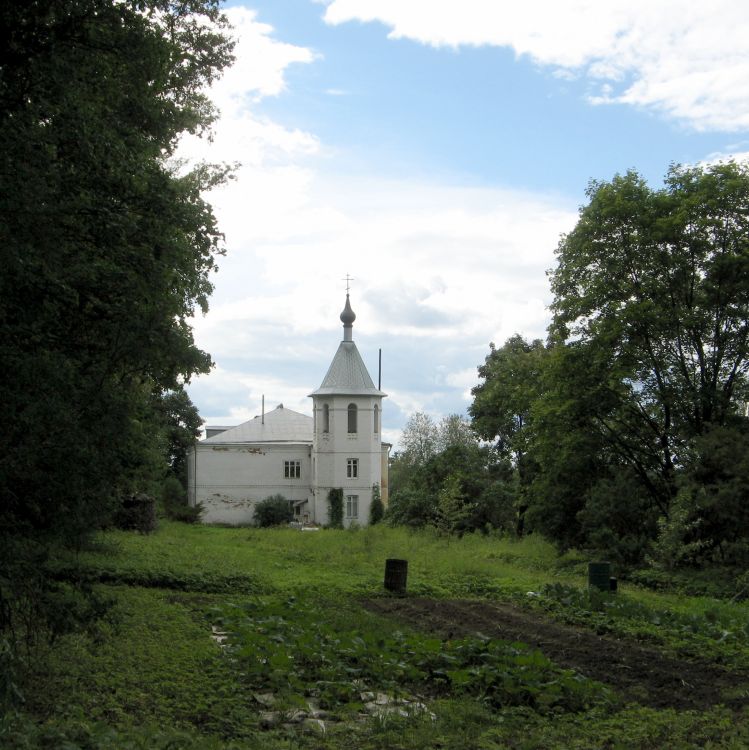 Хмелёво. Скорбященский монастырь. Церковь Екатерины. общий вид в ландшафте