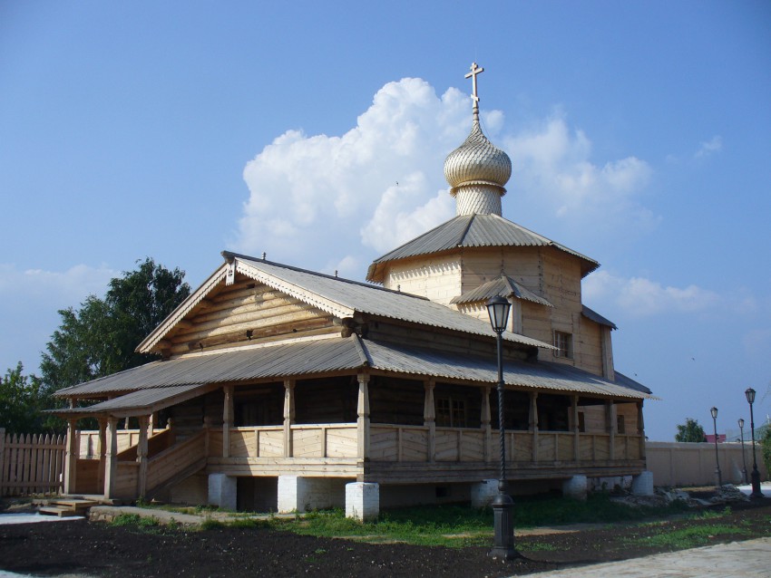 Свияжск. Иоанно-Предтеченский монастырь. Церковь Троицы Живоначальной. фасады