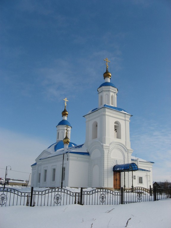 Церковь Введения во храм Пресвятой Богородицы, Введенская Слобода (Верхнеуслонский район, Республика Татарстан). фасады