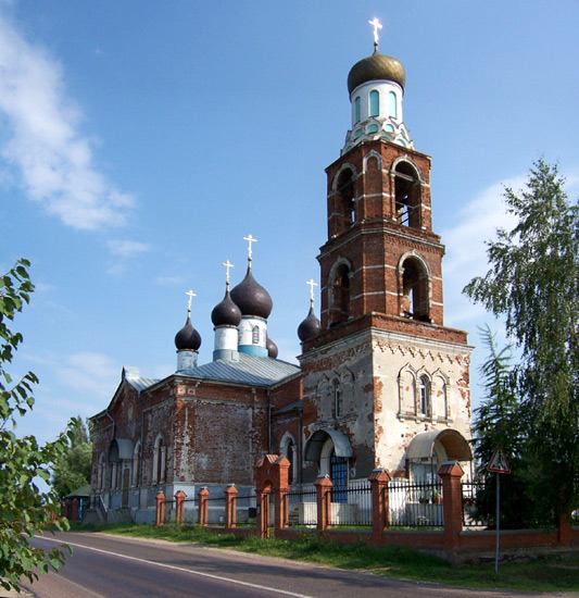 Церковь Покрова Пресвятой Богородицы, Карпово (Раменский район и гг. Бронницы, Жуковский, Московская область). фасады