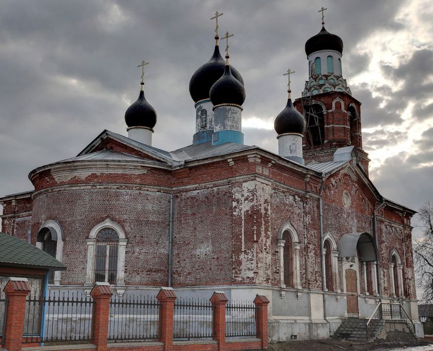 Карпово. Церковь Покрова Пресвятой Богородицы. фасады