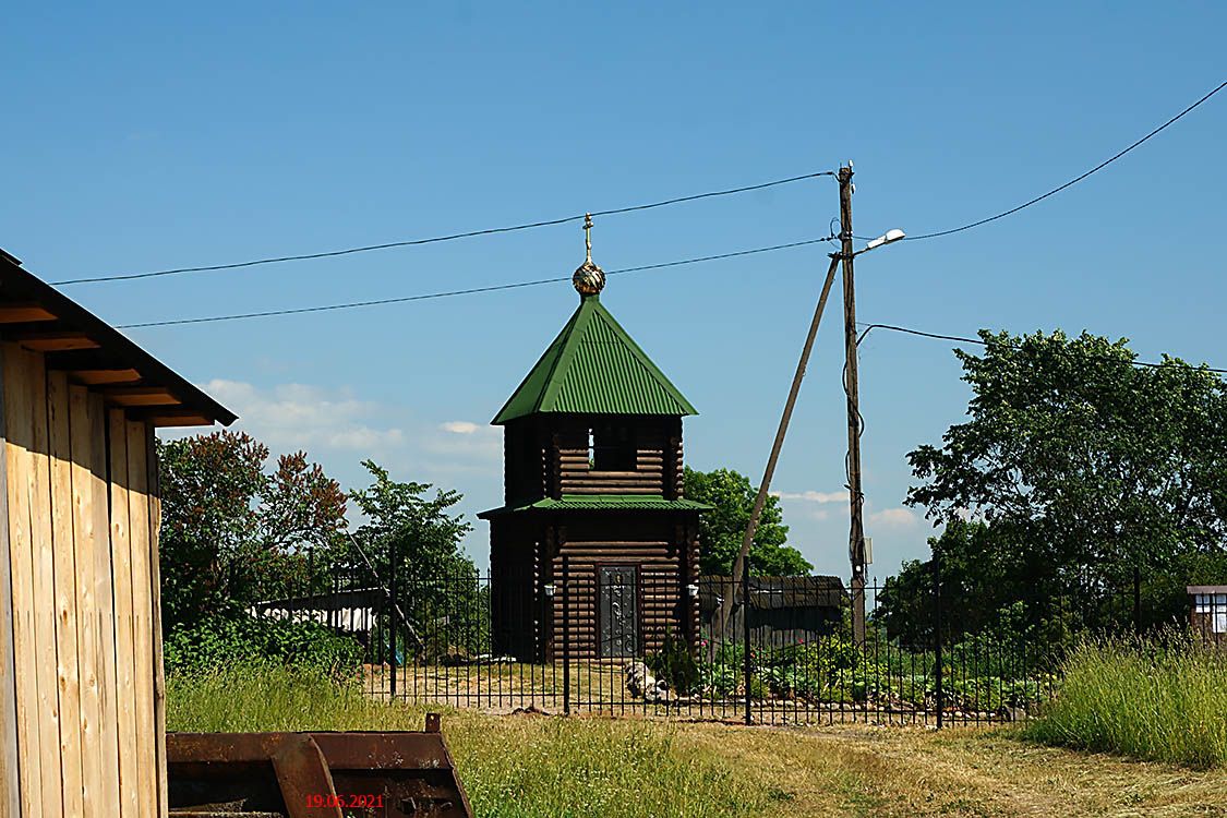 Церковь Троицы Живоначальной, Захарьино (Новгородский район, Новгородская область). дополнительная информация, Колокольня