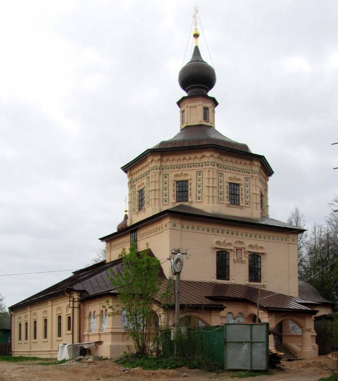 Торопец. Тихоновский женский монастырь. Церковь Николая Чудотворца. фасады, вид с юга