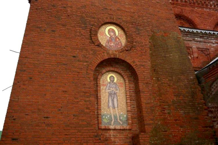 Алексеевская пустынь. Церковь Алексия, человека Божия, Новоалексеевка (Переславский район и г. Переславль-Залесский, Ярославская область). архитектурные детали