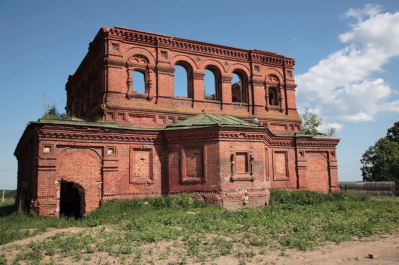 Новоселье. Воскресенская пустынь. Церковь Бориса и Глеба. фасады