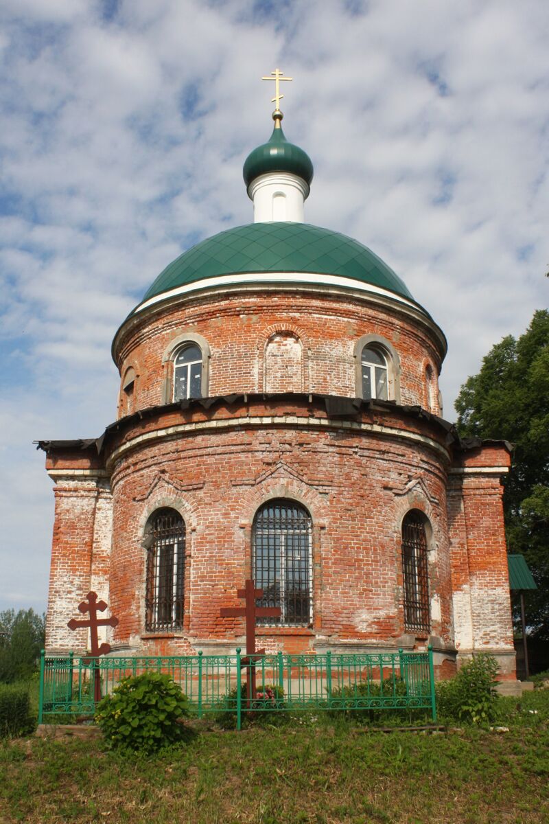 Церковь Троицы Живоначальной, Федотово (Боровский район, Калужская область). фасады