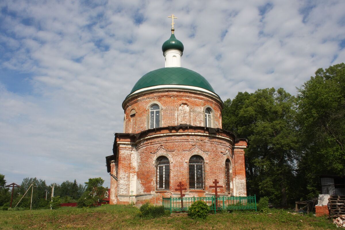 Церковь Троицы Живоначальной, Федотово (Боровский район, Калужская область). фасады