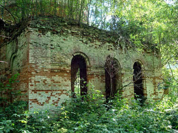 Церковь Димитрия Солунского, Дмитриевское (Малоярославецкий район, Калужская область). архитектурные детали