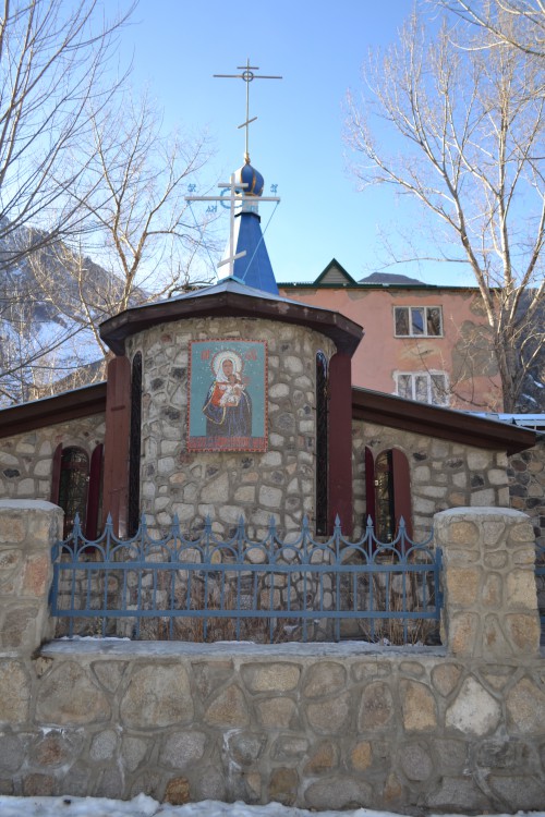 Тырныауз. Церковь Георгия Победоносца. фасады