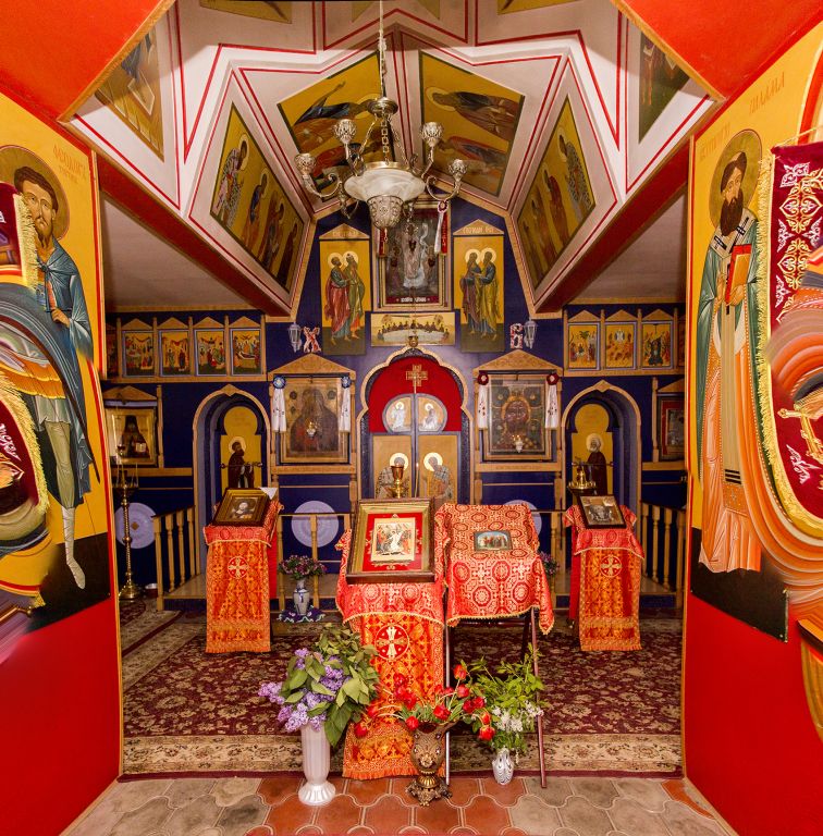 Церковь Георгия Победоносца, Тырныауз (Эльбрусский район, Республика Кабардино-Балкария). интерьер и убранство