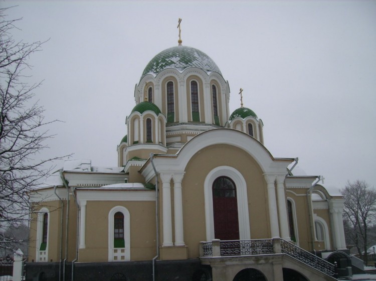 Тихонова пустынь. Собор Преображения Господня (новый), Льва Толстого, село (Дзержинский район, Калужская область). фасады