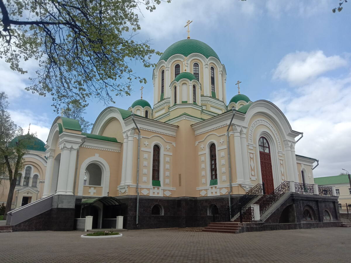 Тихонова пустынь. Собор Преображения Господня (новый), Льва Толстого, село (Дзержинский район, Калужская область). фасады