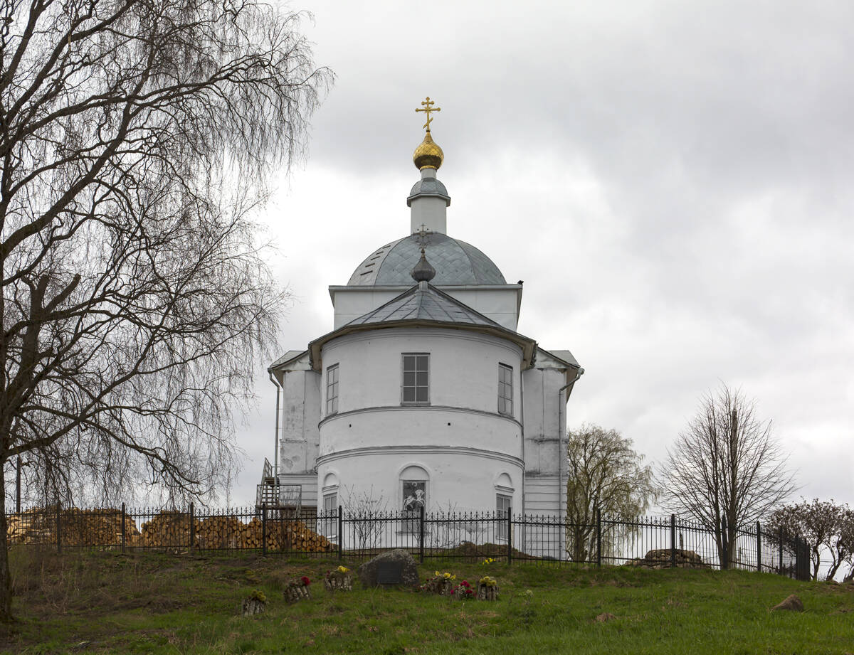 Сямжа. Церковь Воскресения Христова. фасады