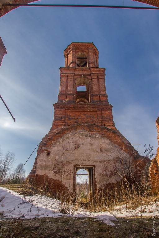 Ялмонть. Церковь Николая Чудотворца. архитектурные детали