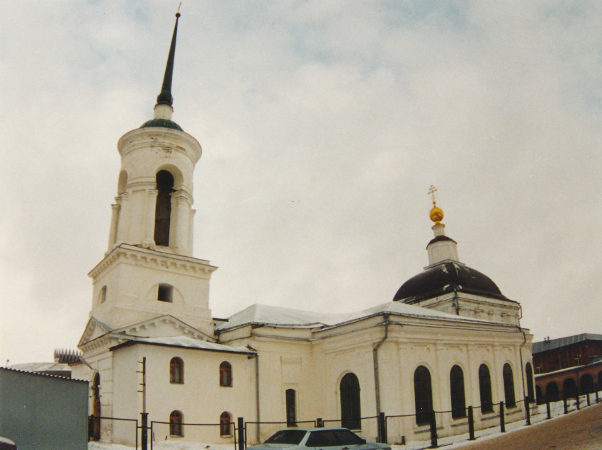 Рязань. Церковь Екатерины. общий вид в ландшафте