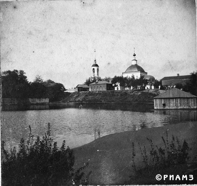 Церковь Екатерины, Рязань (Рязань, город, Рязанская область). архивная фотография, Вид с плотины Екатерининского пруда; половинка стереопары; из фондов Музея-заповедника 