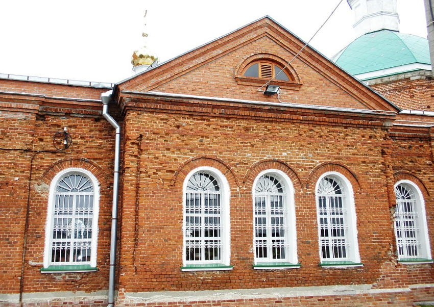 Церковь Покрова Пресвятой Богородицы, Рязань (Рязань, город, Рязанская область). архитектурные детали, Средняя часть храма, вид с юга