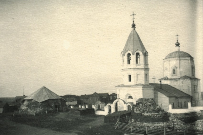 Болгар. Церковь Успения Пресвятой Богородицы. архивная фотография