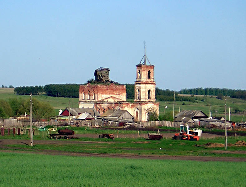 Церковь Воскресения Словущего, Гусиха (Спасский район, Республика Татарстан). общий вид в ландшафте