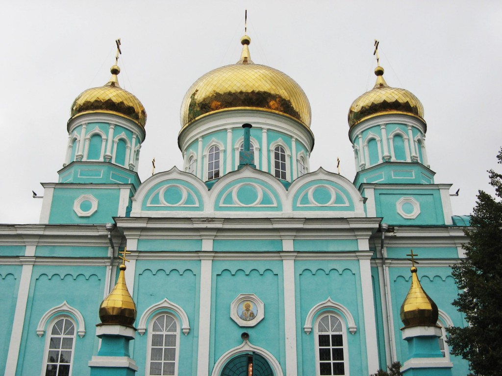 Собор Казанской иконы Божией Матери, Сызрань (Сызрань, город, Самарская область). архитектурные детали, Южный фасад главного объема собора