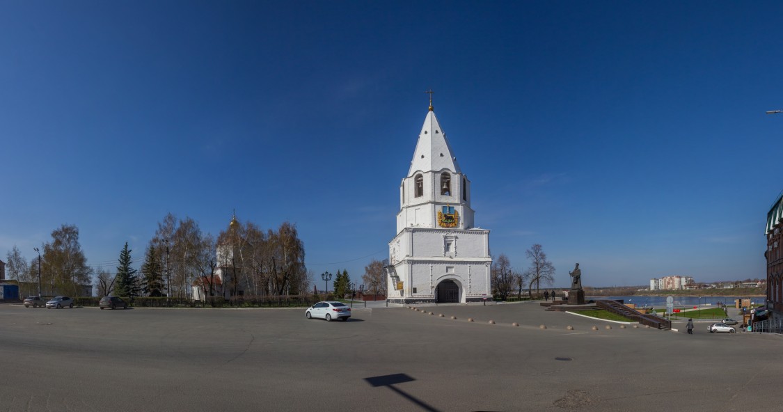 Церковь Спаса Нерукотворного Образа в Спасской башне Кремля, Сызрань (Сызрань, город, Самарская область). фасады, Панорама с востока