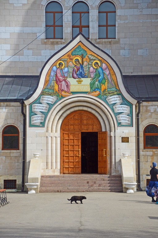 Церковь Троицы Живоначальной, Балаково (Балаковский район, Саратовская область). архитектурные детали