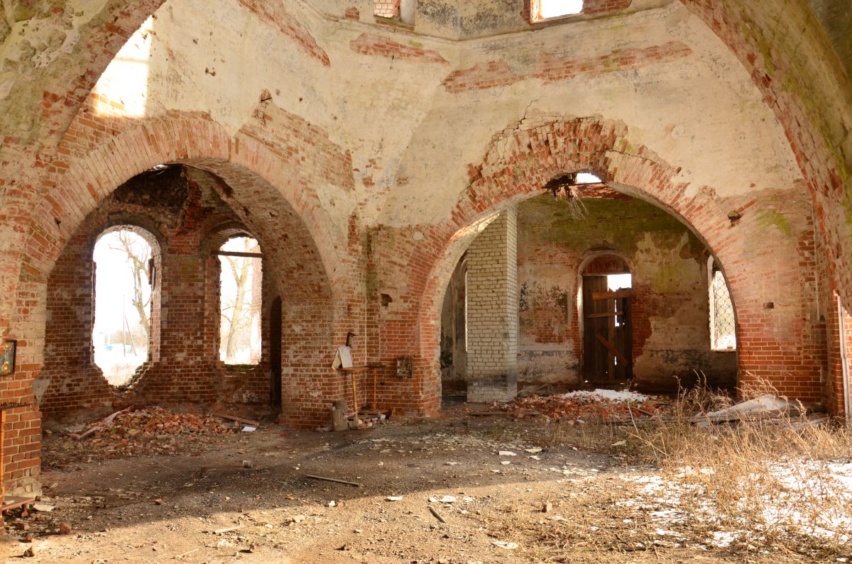 Церковь Николая Чудотворца, Семячки (Трубчевский район, Брянская область). интерьер и убранство