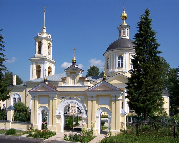 Церковь Петра и Павла, Обухово (Богородский городской округ, Московская область). фасады