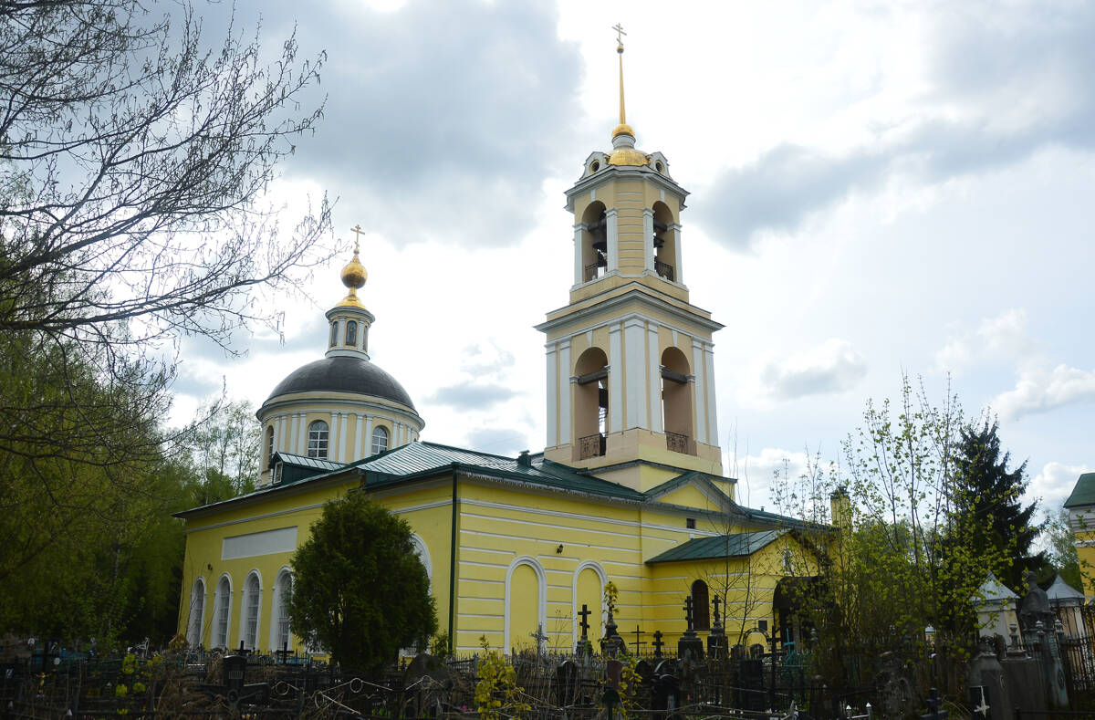 Церковь Петра и Павла, Обухово (Богородский городской округ, Московская область). фасады