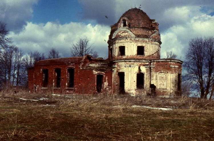 Летово. Церковь Михаила Архангела в Летове. фасады