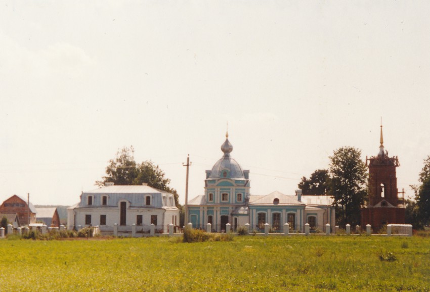 Летово. Церковь Михаила Архангела в Летове. общий вид в ландшафте