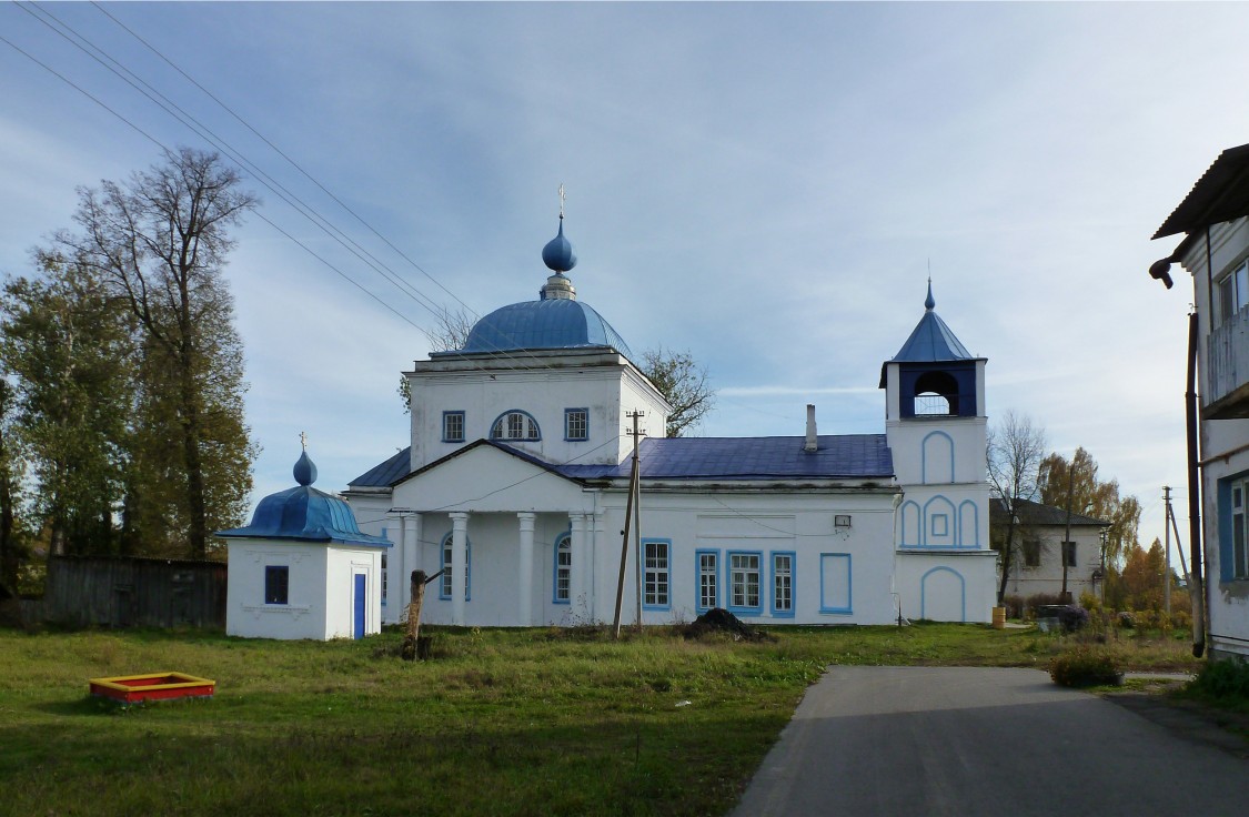 Церковь Николая Чудотворца, Петрово-Городище (Гаврилово-Посадский район, Ивановская область). общий вид в ландшафте