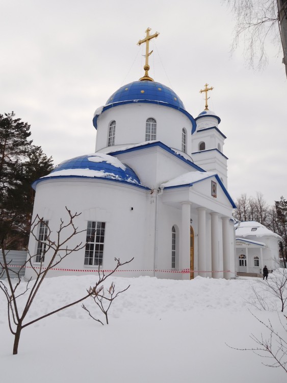 Церковь Иоанна Кронштадтского, Брянск (Брянск, город, Брянская область). фасады