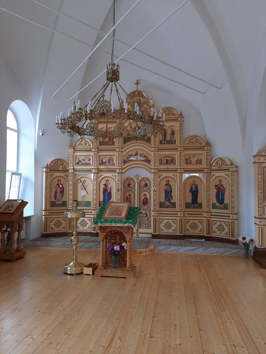 Церковь Иоанна Кронштадтского, Брянск (Брянск, город, Брянская область). интерьер и убранство, Северный придел Евгения Севастийского
