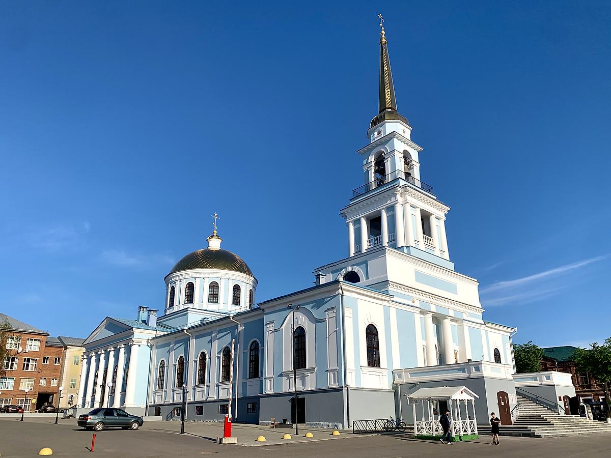 Собор Благовещения Пресвятой Богородицы в Воткинске, фасады. Собор Благовещения Пресвятой Богородицы, Воткинск (Воткинский район и г. Воткинск, Республика Удмуртия)