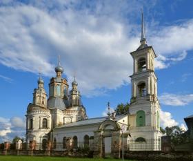 Верхне-Никульское. Церковь Троицы Живоначальной