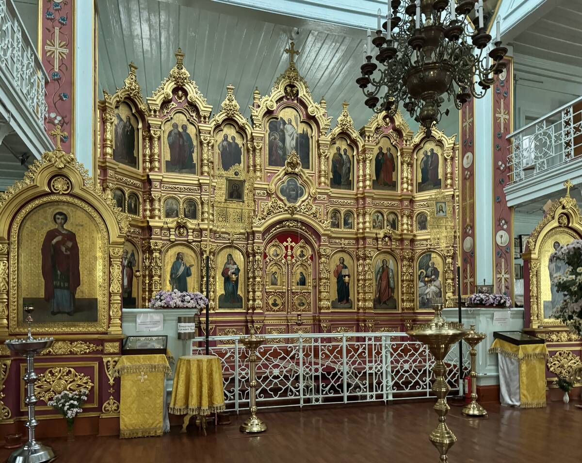 Церковь Рождества Пресвятой Богородицы, Лысогорская (Георгиевский район и г. Георгиевск, Ставропольский край). интерьер и убранство, Иконостас