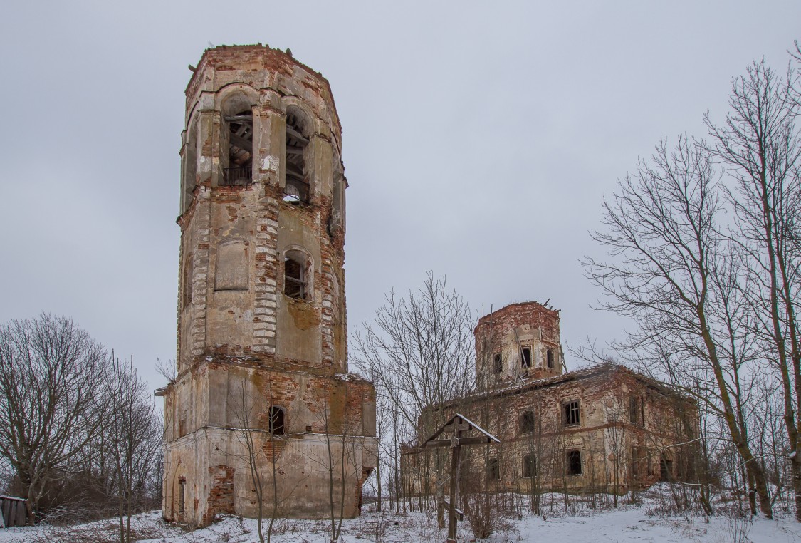 Собор Воскресения Христова, Буреги (Старорусский район, Новгородская область). фасады
