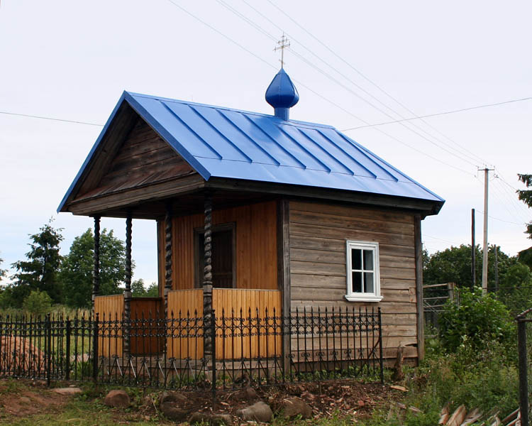 Буреги. Часовня Антония Римлянина. фасады